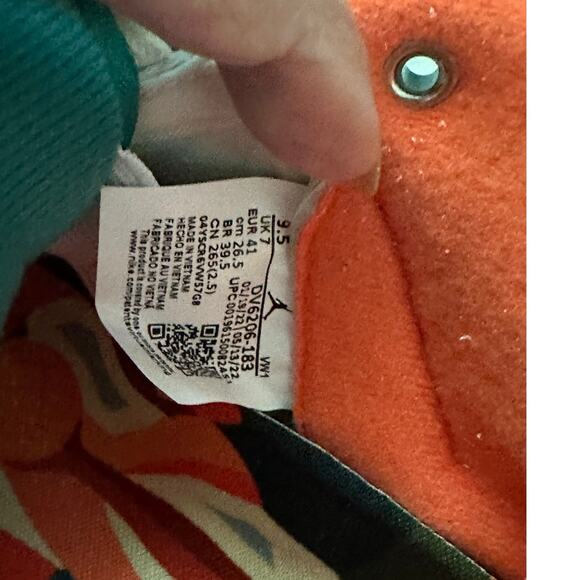 Air Jordan Titan 2 Women's Retro Low Sail/Safety Orange/Chlorophyll size 9.5 New - Picture 15 of 17